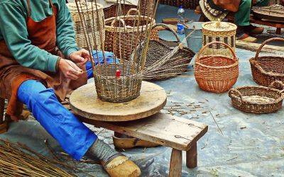 Weaving Art & Hiking